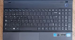 Portátil Samsung NP300