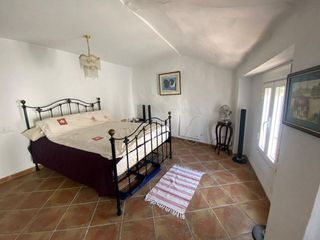 Casa adosada en venta en Olvera