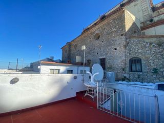 Casa adosada en venta en Olvera