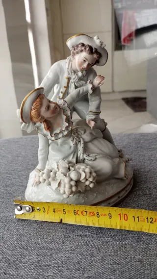 Coppia porcellana Sitzenforf  Dresda bianca e oro