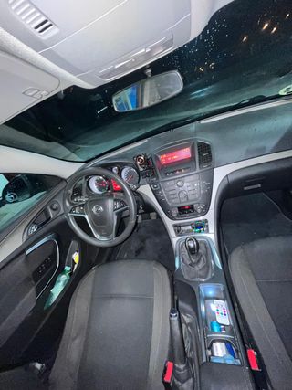 Opel Insignia 2014 en perfecto estado