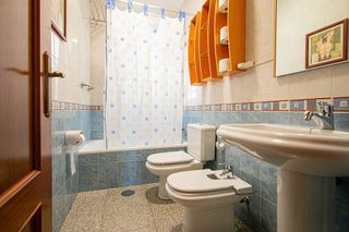 Casa adosada en venta en Zona Avda. Juan de Diego - Parque Municipal  en Bormujos