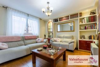 Casa adosada en venta en Meco pueblo en Meco