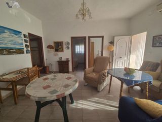 Chalet en venta en El Poblado - Abulagar en Puertollano