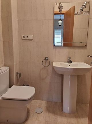 Casa adosada en venta en Corral de Almaguer