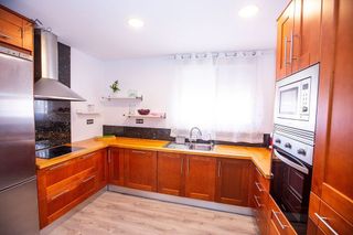 Piso en alquiler en Velilla-Taramay en Almuñécar