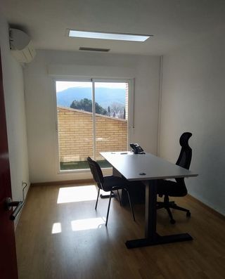 Oficina en alquiler en San Isidro - Los Almendros en Alcalá de Henares