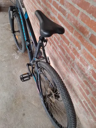 Orjente asta el sabado 6/30/26Bicicleta B-TWIN ROC