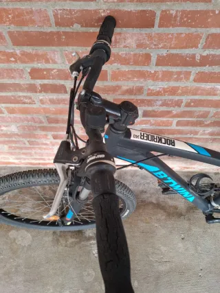 Orjente asta el sabado 6/30/26Bicicleta B-TWIN ROC