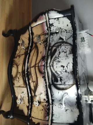 Cómoda diseño de madera