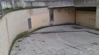 Garaje en alquiler en Hospital - G3 - G2 en Burgos