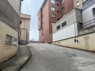 Garaje en alquiler en Hospital - G3 - G2 en Burgos