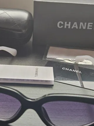 Gafas de Sol Chanel Negras y Blancas