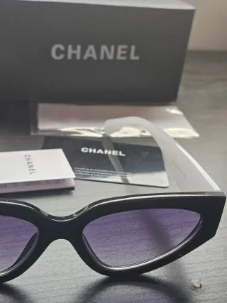 Gafas de Sol Chanel Negras y Blancas