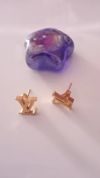 Pendientes Lv Dorados