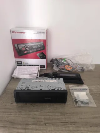 Radio Pioneer MVH-S120UB