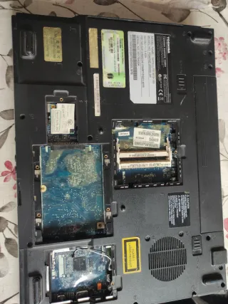 Portátil Toshiba Satellite M70-155