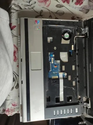 Portátil Toshiba Satellite M70-155