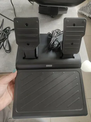 Volante Hori RWA Racing Wheel Apex + Pedales