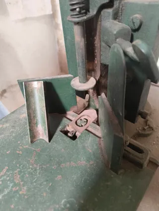 Máquina para redondear puntas