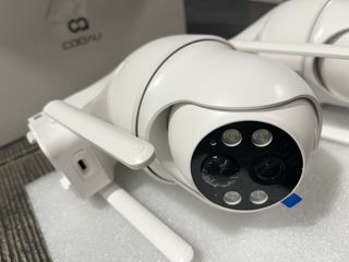 Cámara de seguridad inalámbrica COOAU de 4 MP
