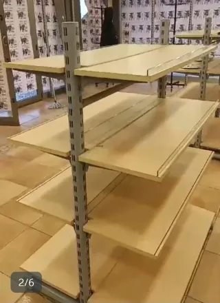 Estantería de tienda