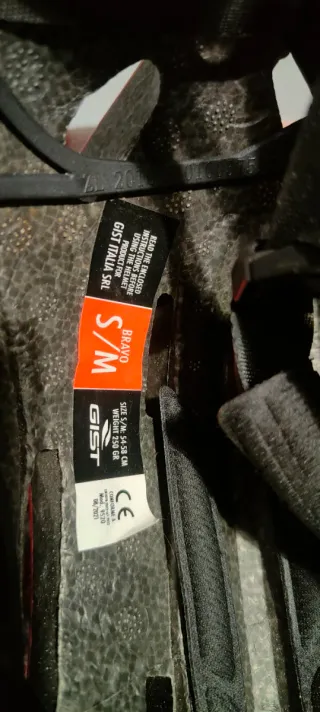 Casco Gist Bravo Rosso