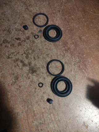 Juego gomas reparación pinzas Seat 124/1430