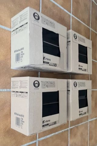 Azulejo cerámico negro brillante