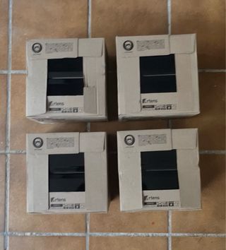 Azulejo cerámico negro brillante