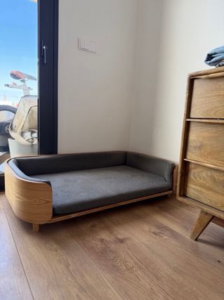 Cama perro madera grande gris