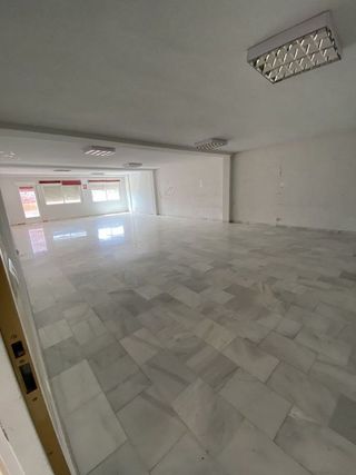 Local comercial en venta en Residencial Triana - Barrio Alto en Gabias (Las)