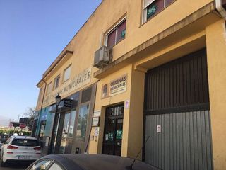Local comercial en venta en Residencial Triana - Barrio Alto en Gabias (Las)