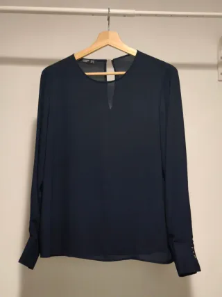 Blusa azul Mango