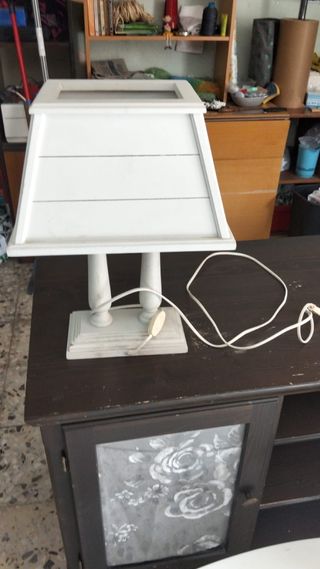 Lámpara de mesa diseño