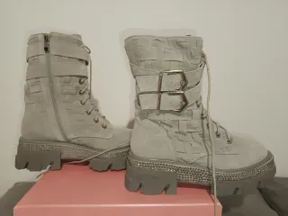 Botas Alma en Pena ante gris talla 37