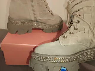 Botas Alma en Pena ante gris talla 37