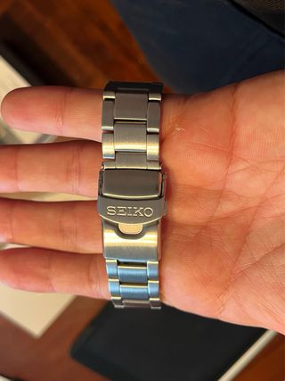 Reloj Seiko 5 Sport Beige/Plata