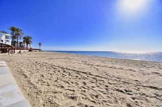 Piso en venta en Calahonda en Mijas