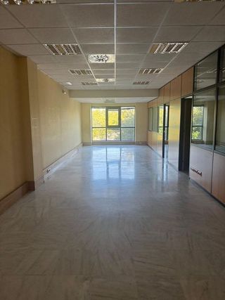 Oficina en venta en Triana Oeste en Sevilla