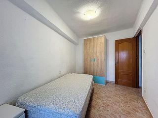 Piso en venta en Los Ángeles - Cruz de Caravaca en Almería