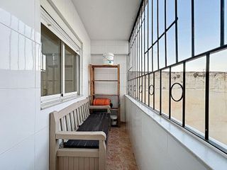 Piso en venta en Los Ángeles - Cruz de Caravaca en Almería