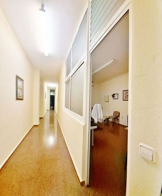 Local comercial en venta en Zona Avenida al Vedat en Torrent