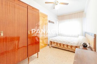 Piso en venta en Ciudad Jardín - Tagarete - El Zapillo en Almería