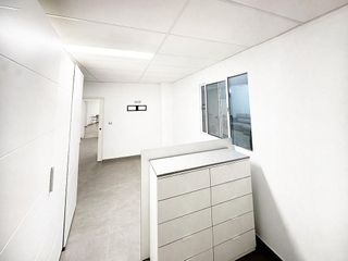 Local comercial en venta en Crevillent