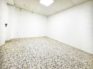 Local comercial en venta en Crevillent