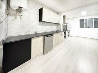 Local comercial en venta en Crevillent