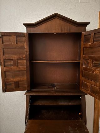 Vendo escritorio antiguo aproximado 1920