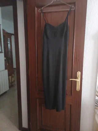 Vestido largo negro con chaqueta