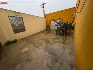 Chalet en alquiler en Benifaió